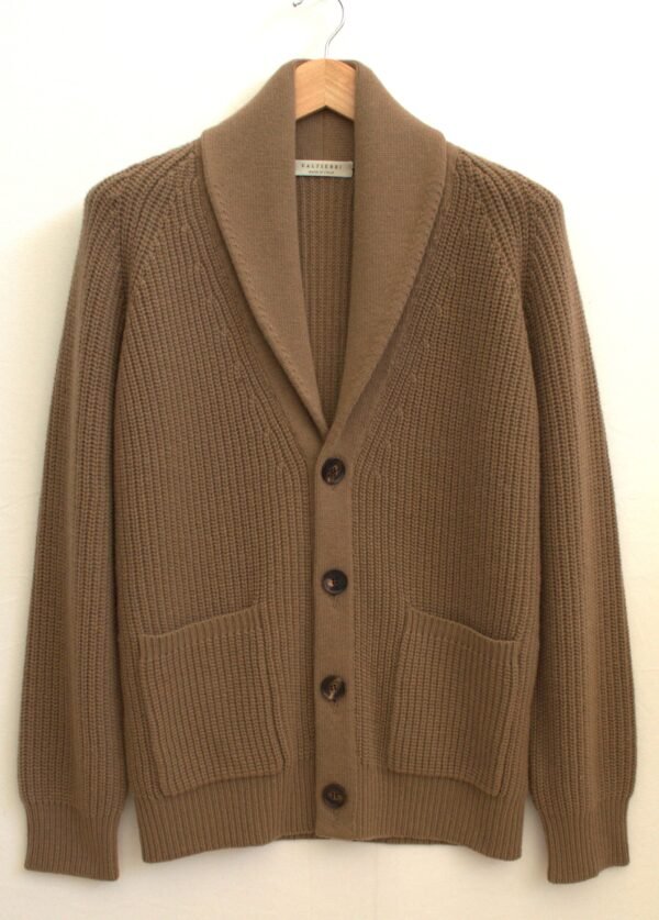 Cardigan in lana con collo sciallato